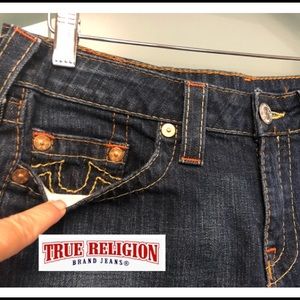 🔥TRUE RELIGION Cutoff Shorts!🔥